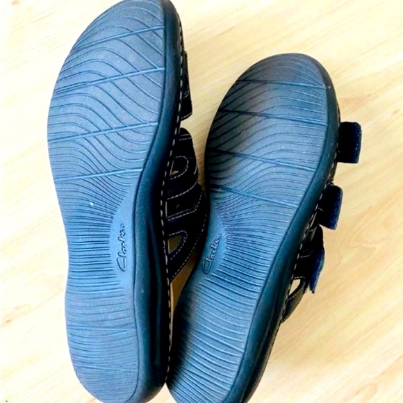 Clark’s Comfort Collection Black Sandals Sz 9.5 - Picture 3 of 3